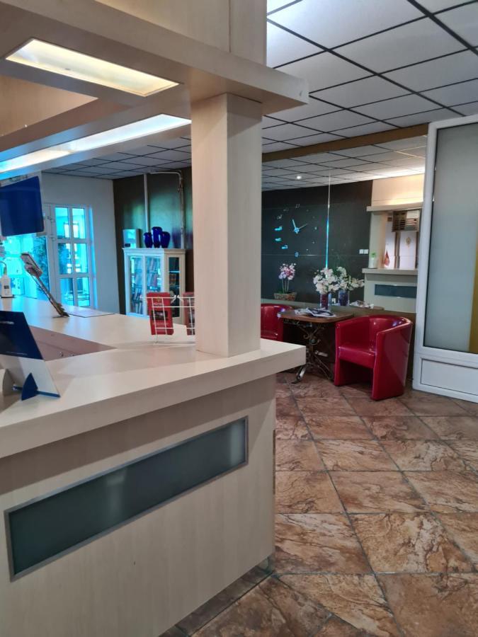 Hotel Montenegro Bruntál Esterno foto