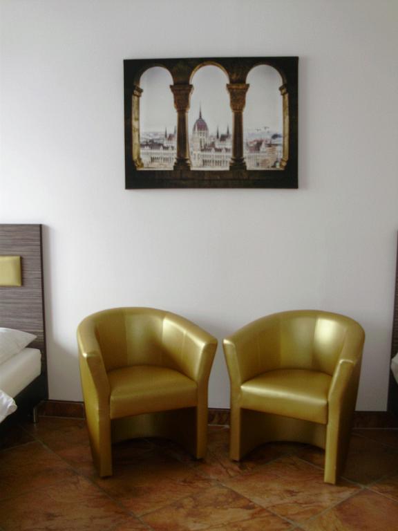 Hotel Montenegro Bruntál Esterno foto